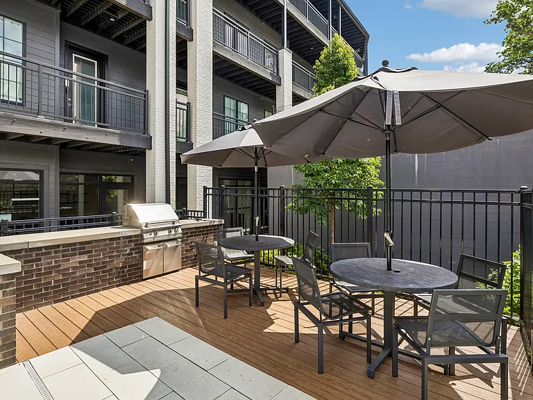 600 E Trinity Ln #208 — Photo 32