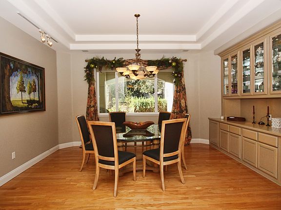 4th image of 15474 De La Cruz Dr