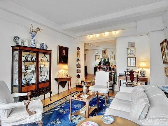 2nd image of 10 Park Ave #20L