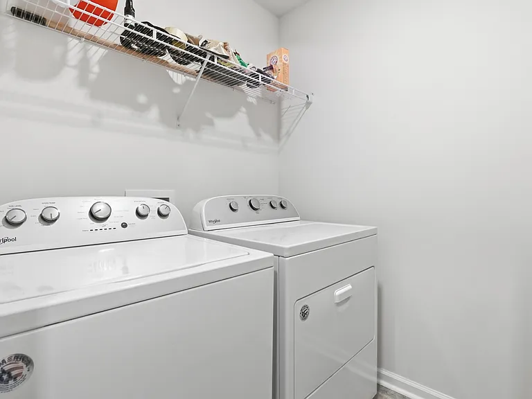 Laundry Bath, includes washer and dryer