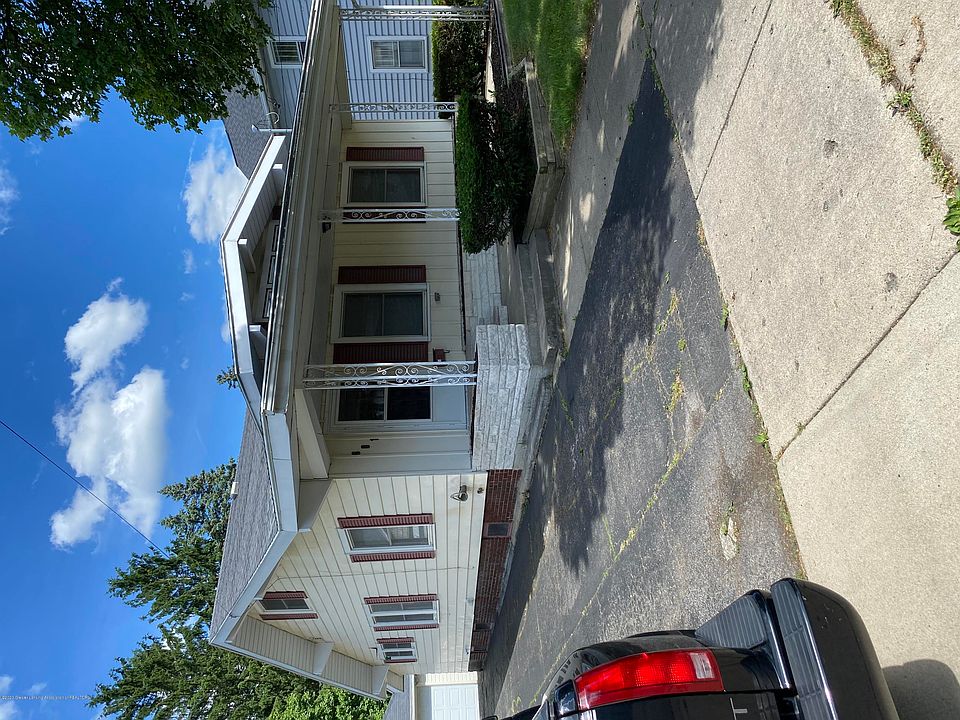 1st image of 601 S West Ave