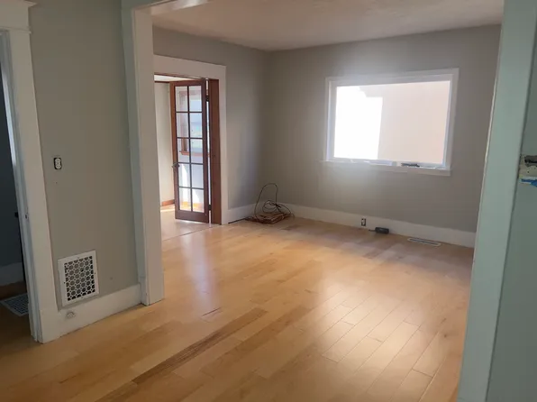 76 Bradley St, Buffalo, NY 14213