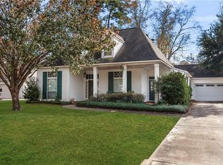 230 Chestnut Oak Dr, Mandeville, LA 70448