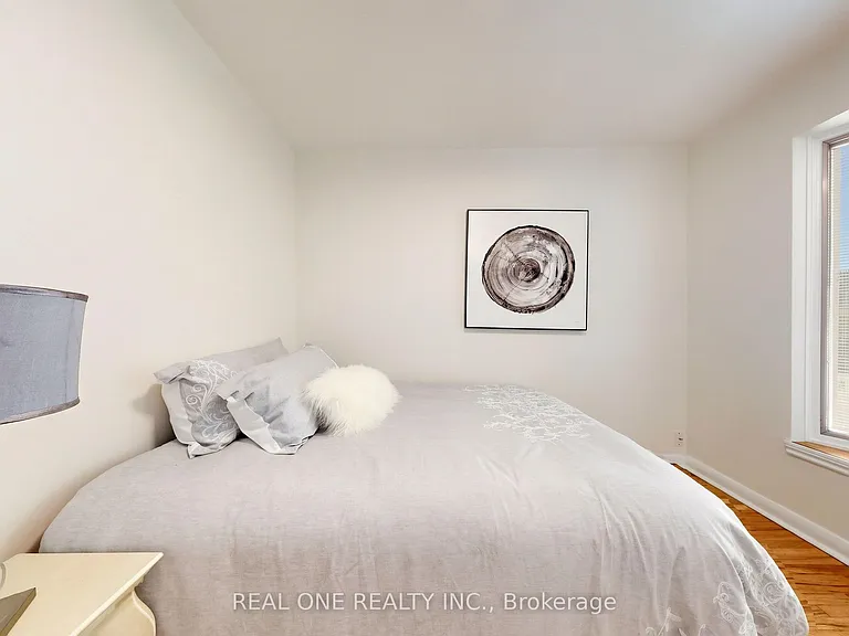 49 Bayview Pkwy — Photo 25