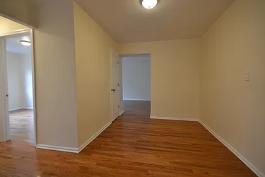 Rented by Silverstein Collection LLC 