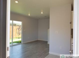 1661 E 62nd St, Los Angeles, CA 90001