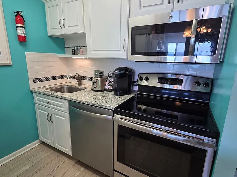 303 Atlantic Ave #804 — Photo 13