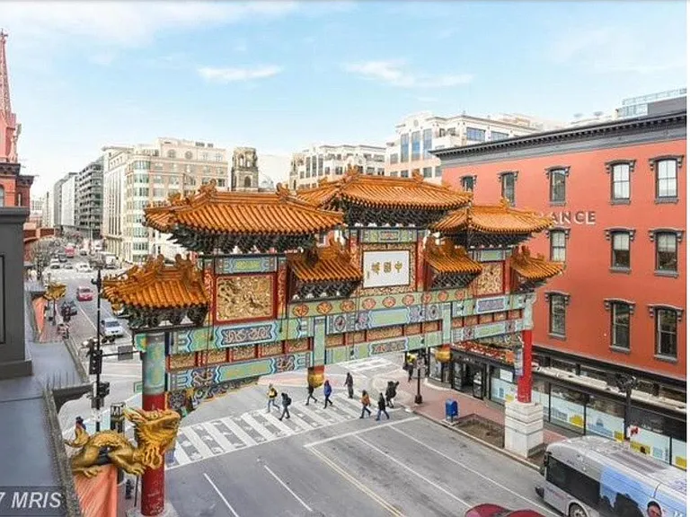 Chinatown gate