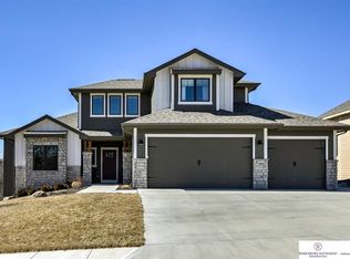 5714 S 234th St, Elkhorn, NE 68022