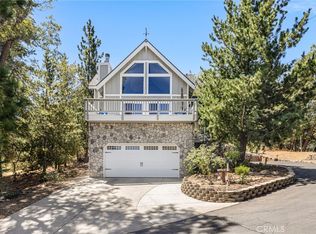 1348 Saint Anton Dr, Lake Arrowhead, CA 92352