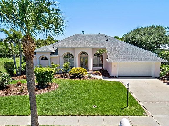 5th image of 319 Island Dr