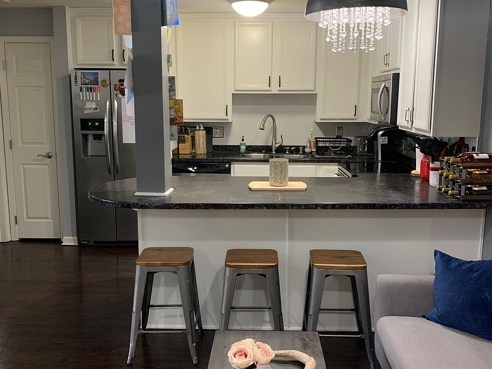 Dining Area/Kitchen