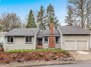 9715 SW Ventura Ct, Tigard, OR 97223