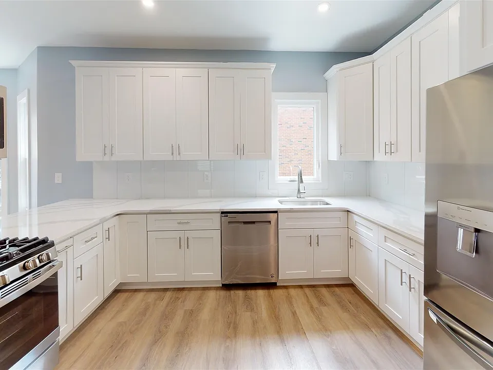 40 Mansfield St #2