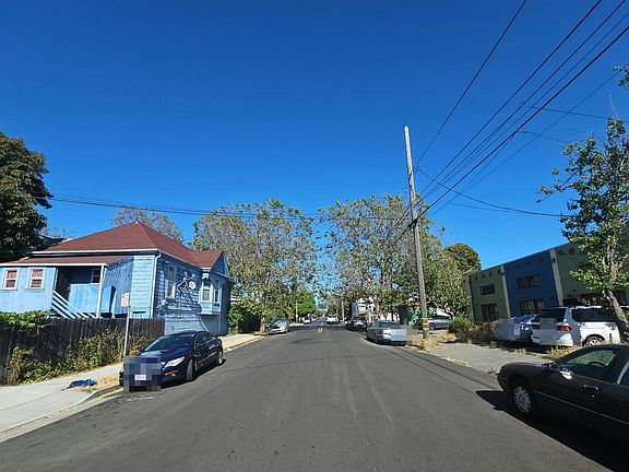 5th image of 1012 44th St Unit A-d