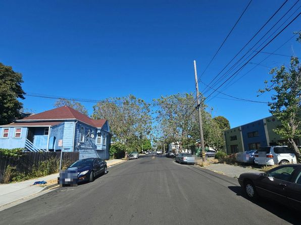 oakland-california-364012890 picture