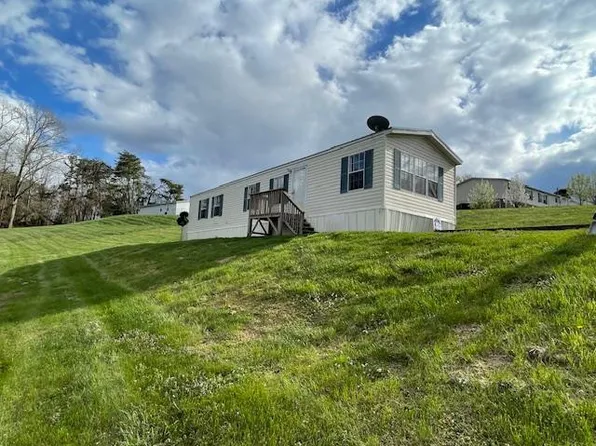 3315 Breezy Hill Way, Kodak, TN 37764