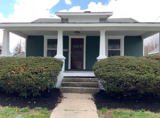 32 Bismark St, Danville, IL 61832