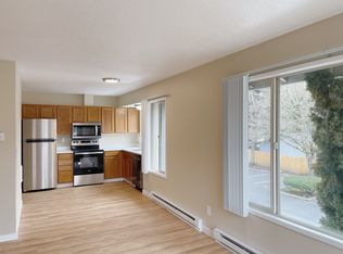 7061 SW Garden Home Rd APT 14, Portland, OR 97223