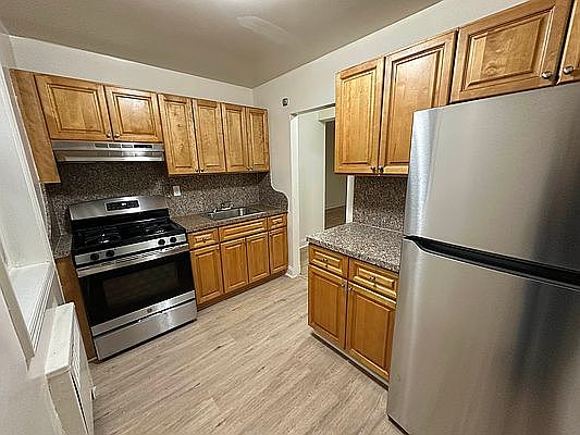 1st image of 10 Claire Ct #1A