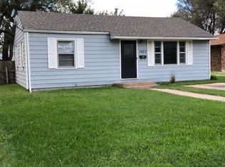 1927 S Grove St, Wichita, KS 67211