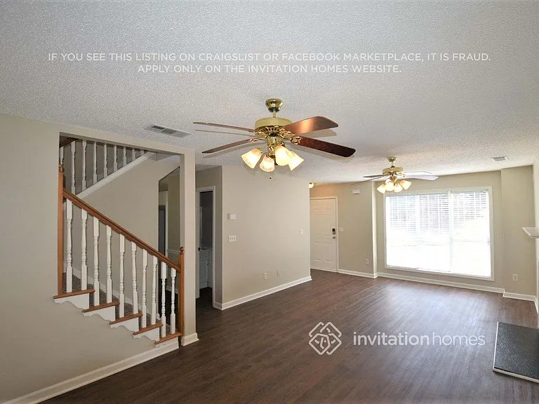 1011 Crown River Pkwy — Photo 3
