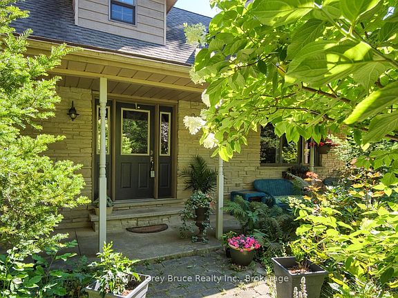 4th image of 6 Kirkland Pl