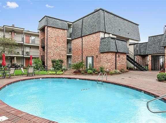 2nd image of 2521 Metairie Lawn Dr #12-1