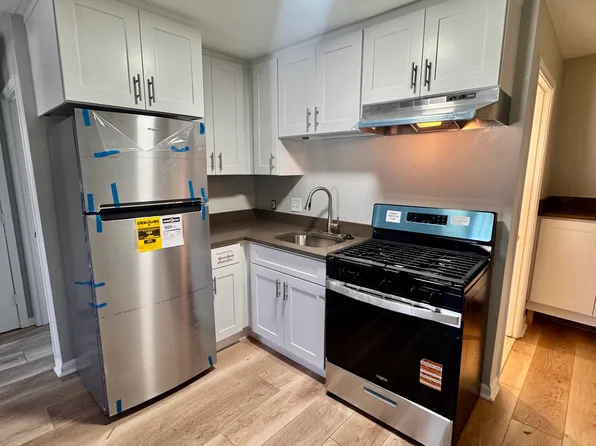 68 Readville St #C, Hyde Park, MA 02136