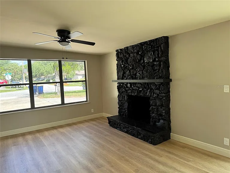 107 N Galena Ave — Photo 4
