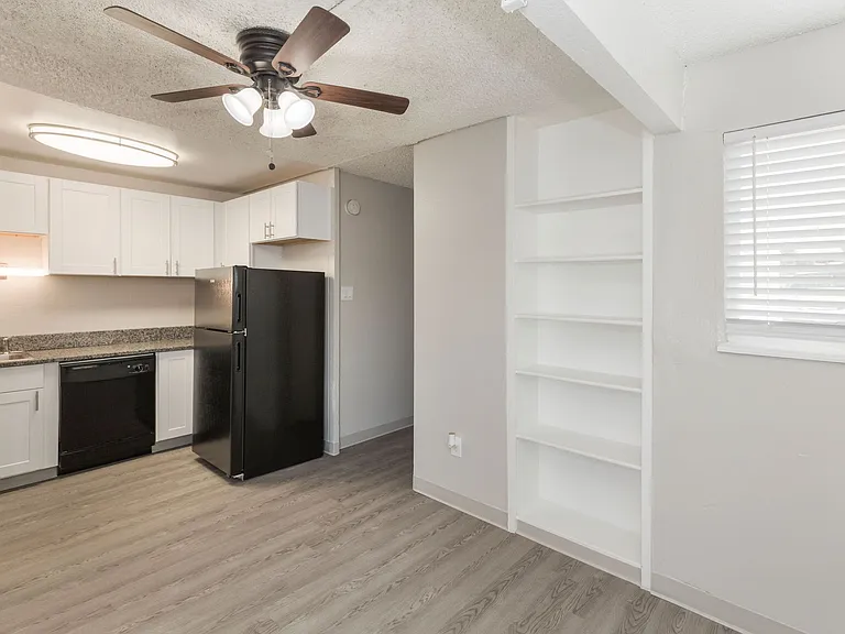 The Lofts at Rock Vue — Photo 4