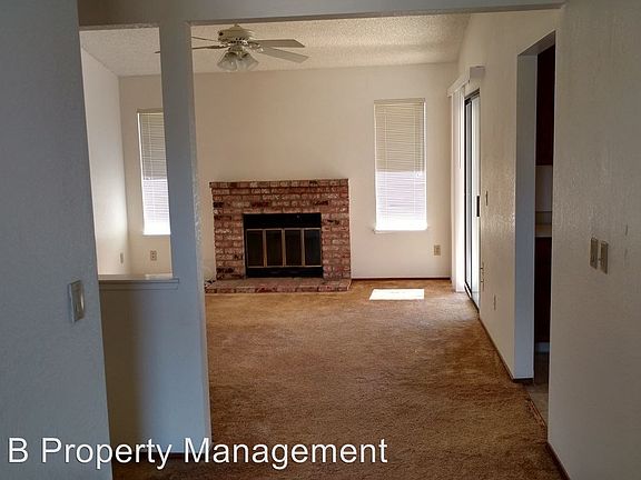 2nd image of 104 Pioneer Dr
