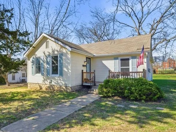 430 E Loula St, Olathe, KS 66061