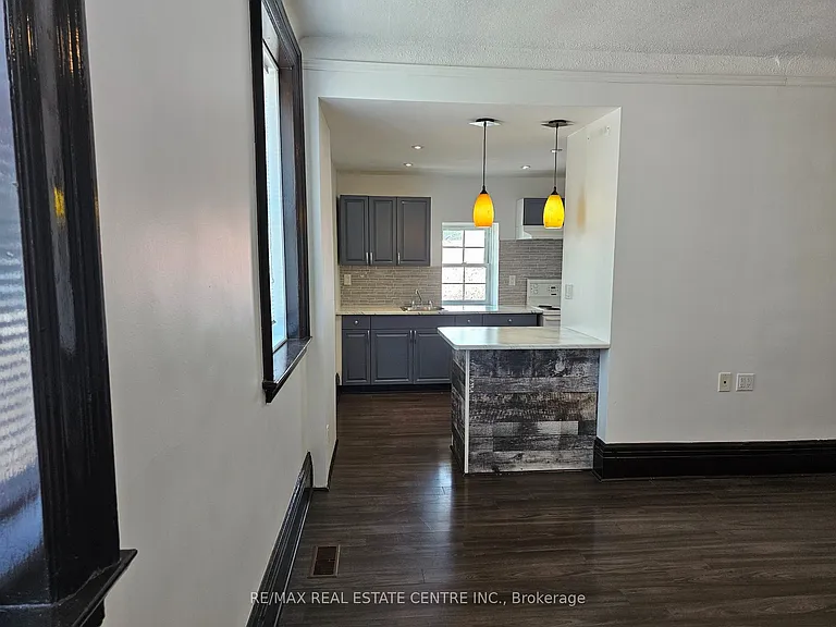 1 Mill St #1 — Photo 10
