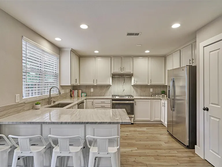 38 E Gaslight Pl — Photo 8