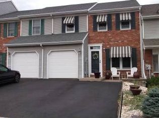 335 Village Walk Dr, Macungie, PA 18062