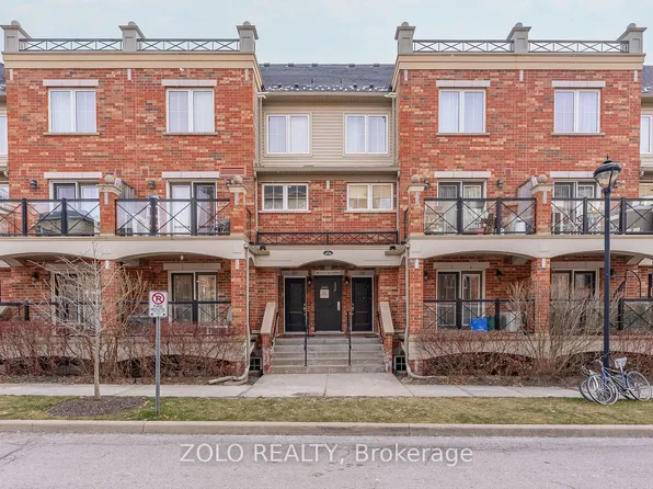 51 Hays Blvd #28, Oakville, ON L6H 0J1