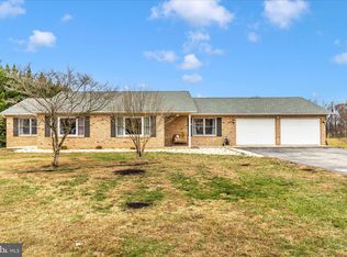 126 Game Trail Rd, Falling Waters, WV 25419