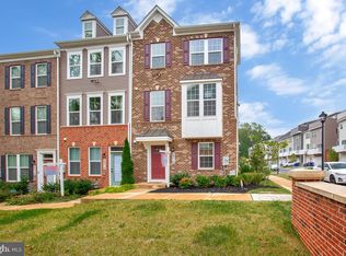 8210 Goldstone Ct, Hyattsville, MD 20785