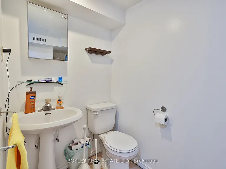 283 Davisville Ave #LOWER — Photo 10