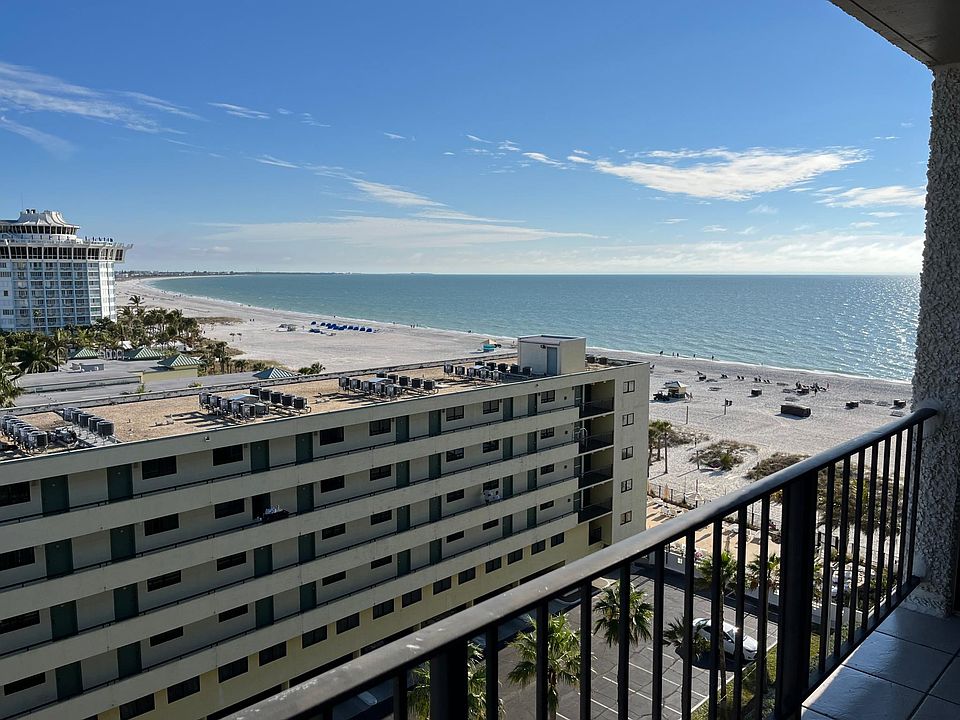 View of Gulf of Mexico from balcony.