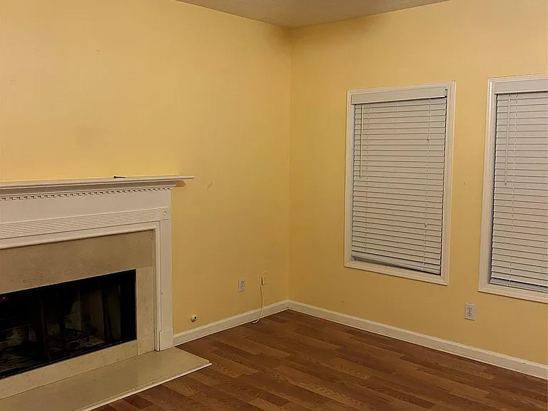60 Parc Ct — Photo 3