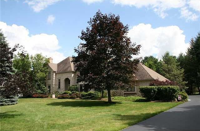 1st image of 11 Lancashire Way