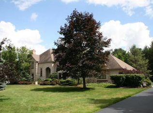 11 Lancashire Way, Pittsford, NY 14534