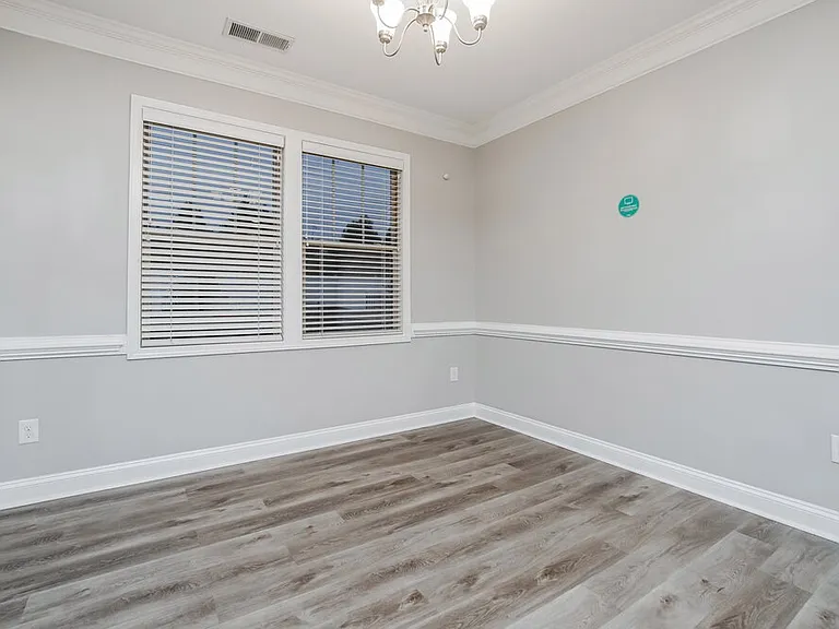108 Heathwood Dr — Photo 7