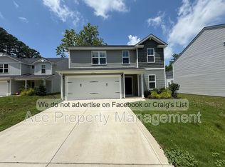 3716 Stone St, Hope Mills, NC 28348