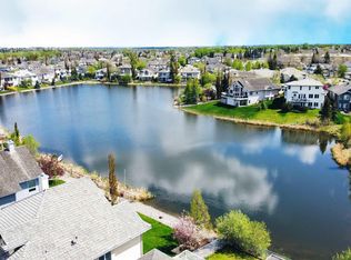 877 Nottingham Blvd, Strathcona County, AB