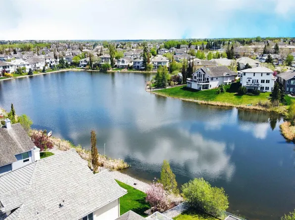 877 Nottingham Blvd, Strathcona County, AB T8A 5Z5