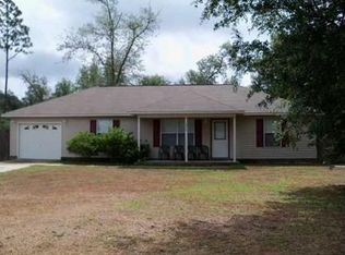 5574 Pine Ridge Dr, Milton, FL 32570