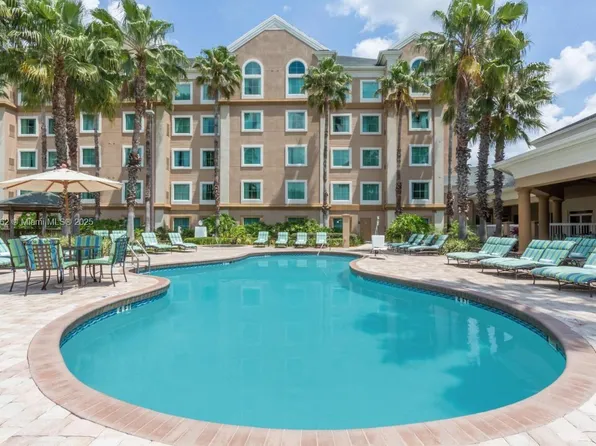 8303 Palm Pkwy #106, Orlando, FL 32836